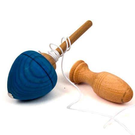 Pull-Off String Spinning Top - Why and Whale