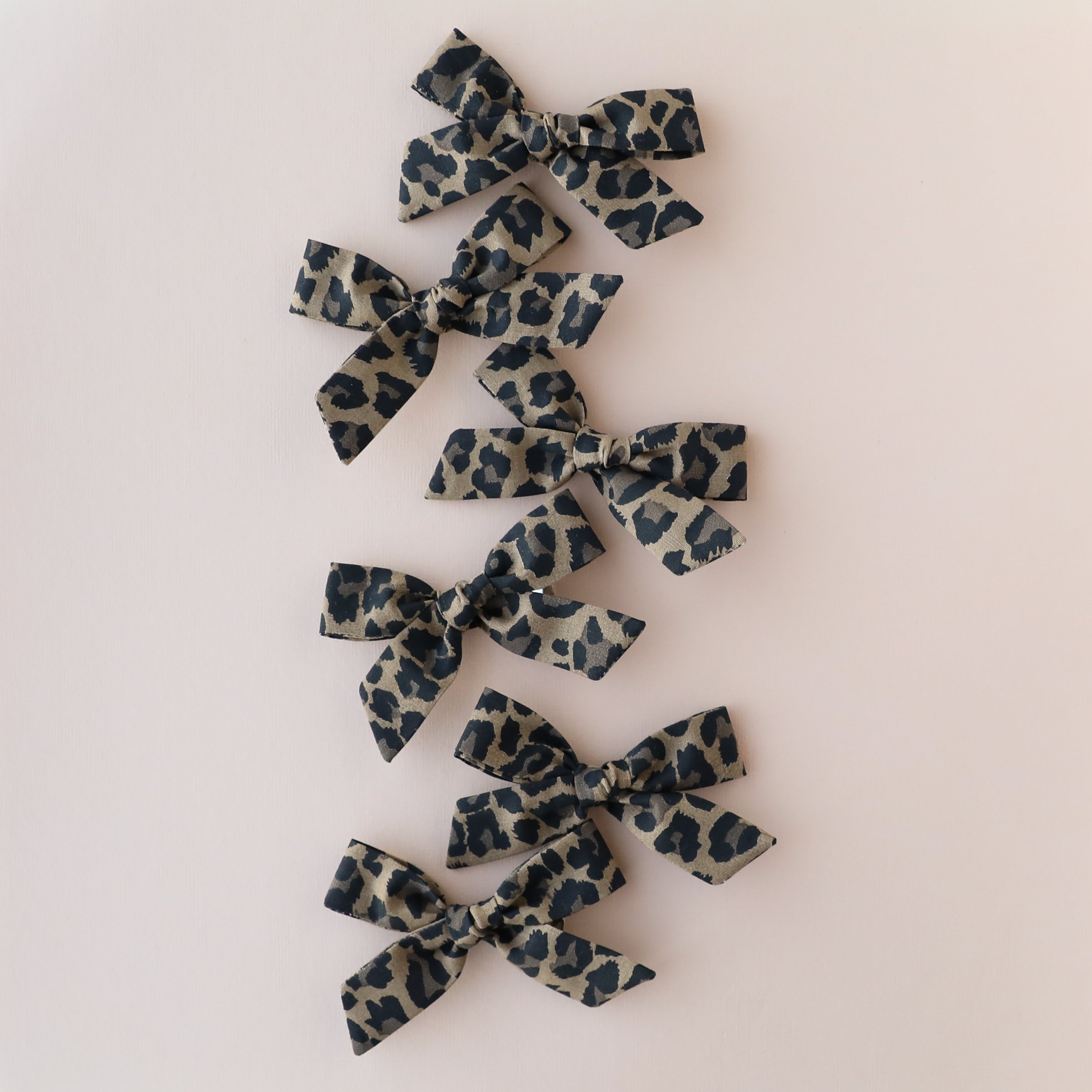 Leopard | Hand-tied Bow