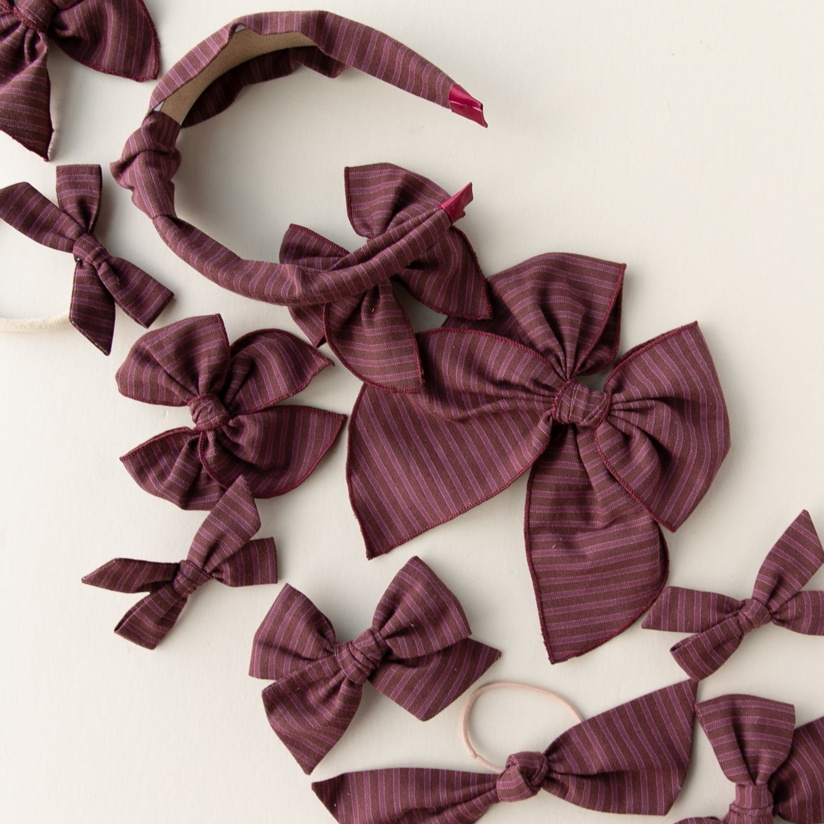 Raisin | Pigtail Set - Hand-tied Bow