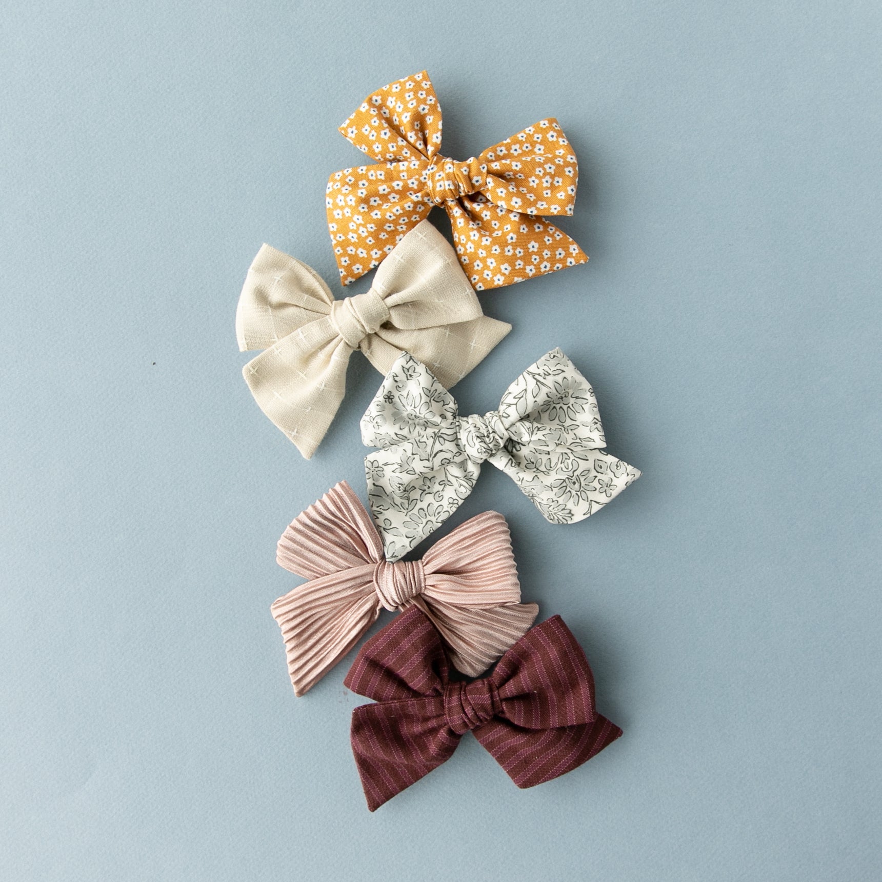 Raisin | Oversized Hand-tied Bow