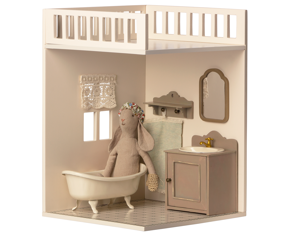 Dollhouse Bathroom, Miniature