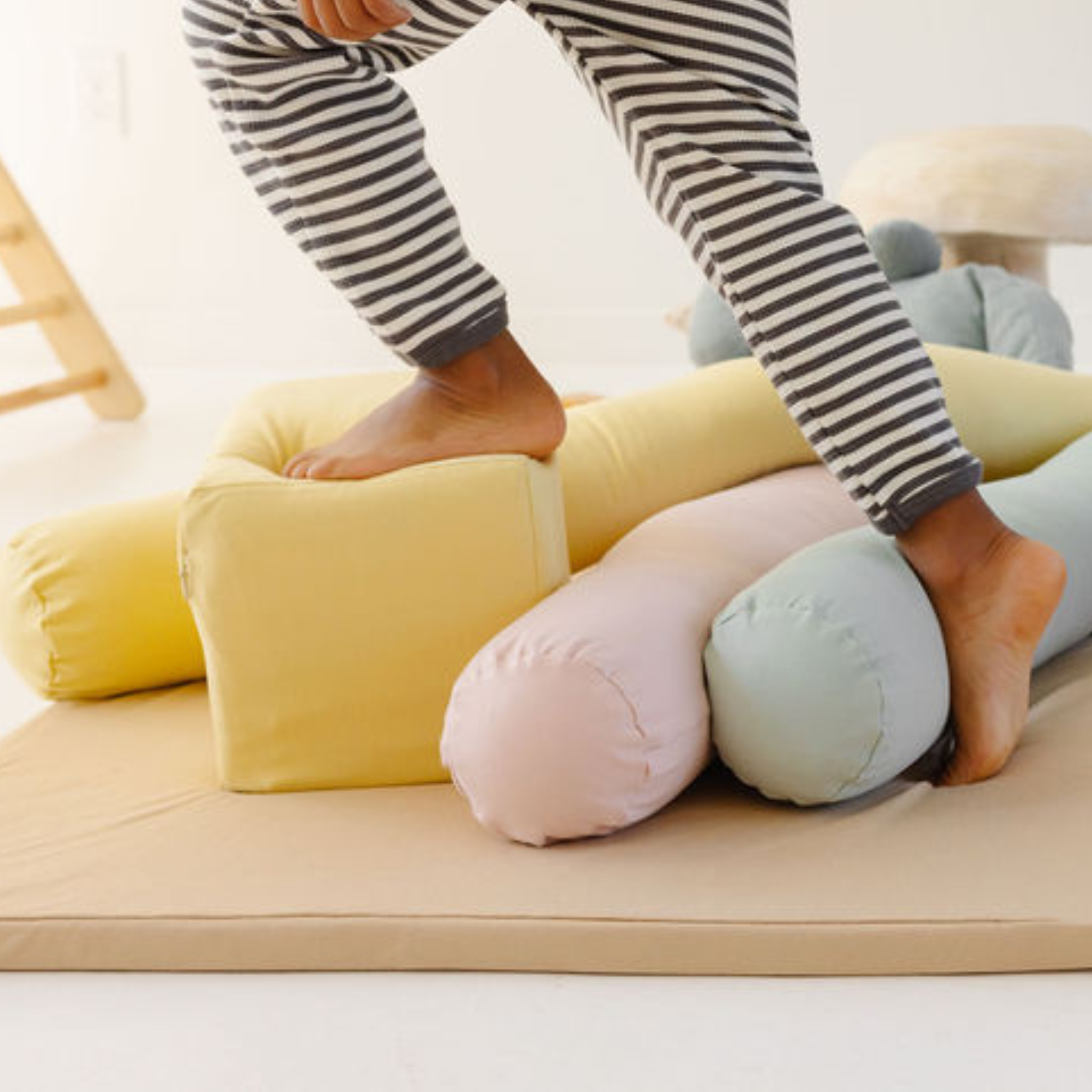 Tutu Support Pillow