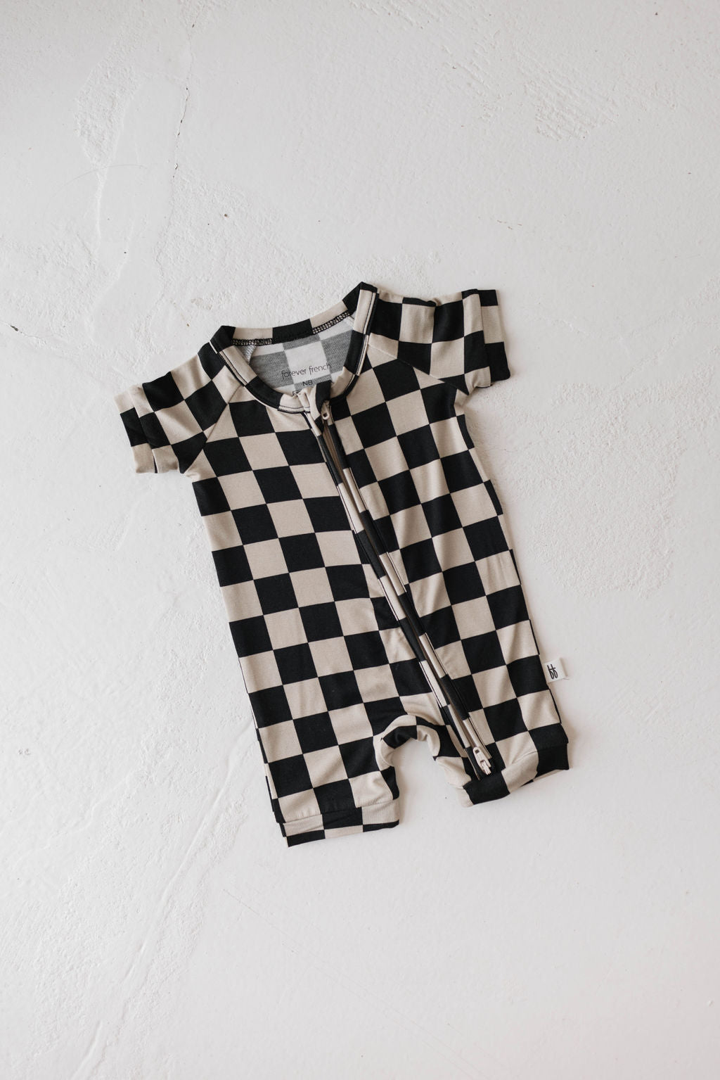 Shortie Bamboo Zip | Black Checkerboard