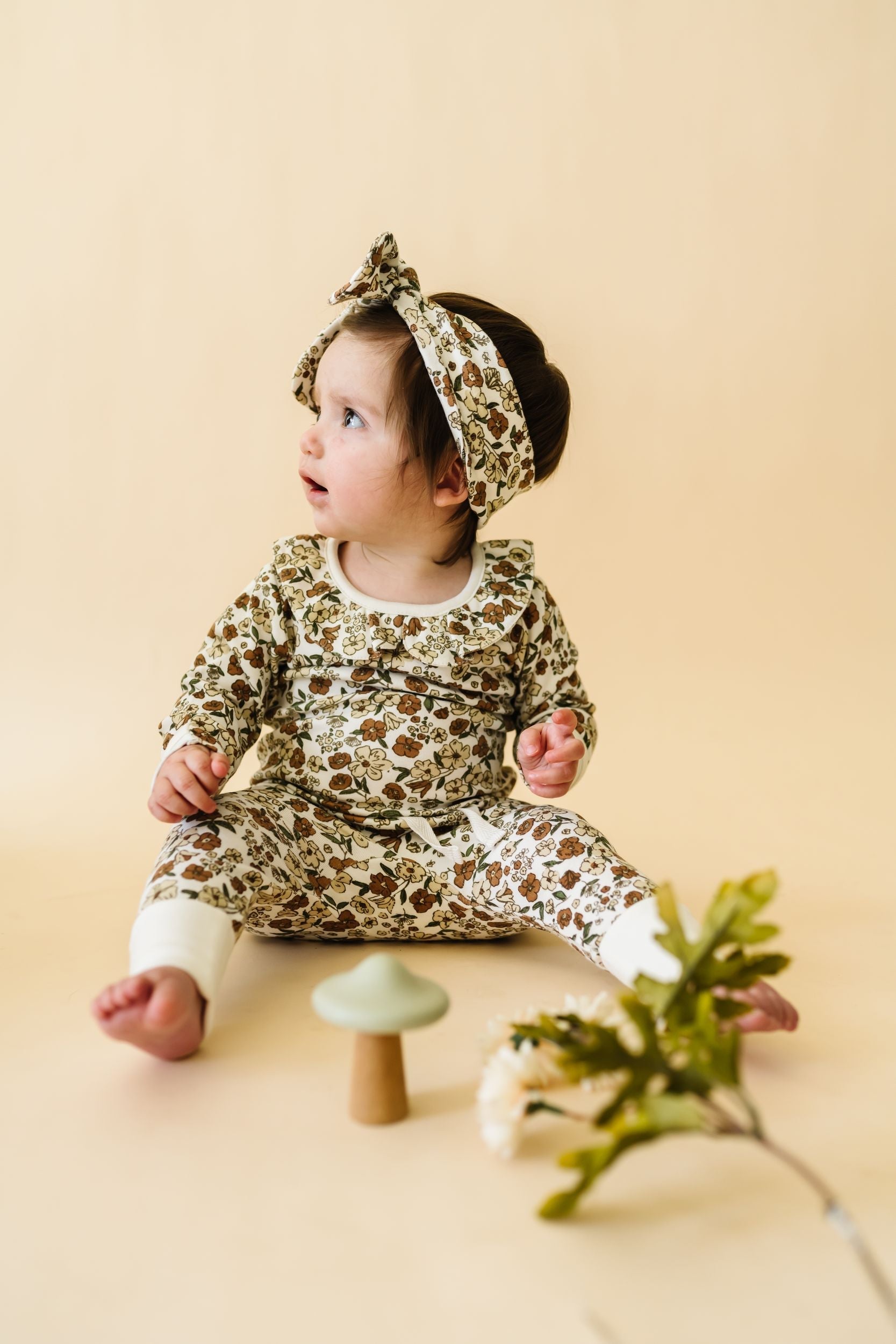 Organic Ruffle Onesie & Pants Set - Daffodil