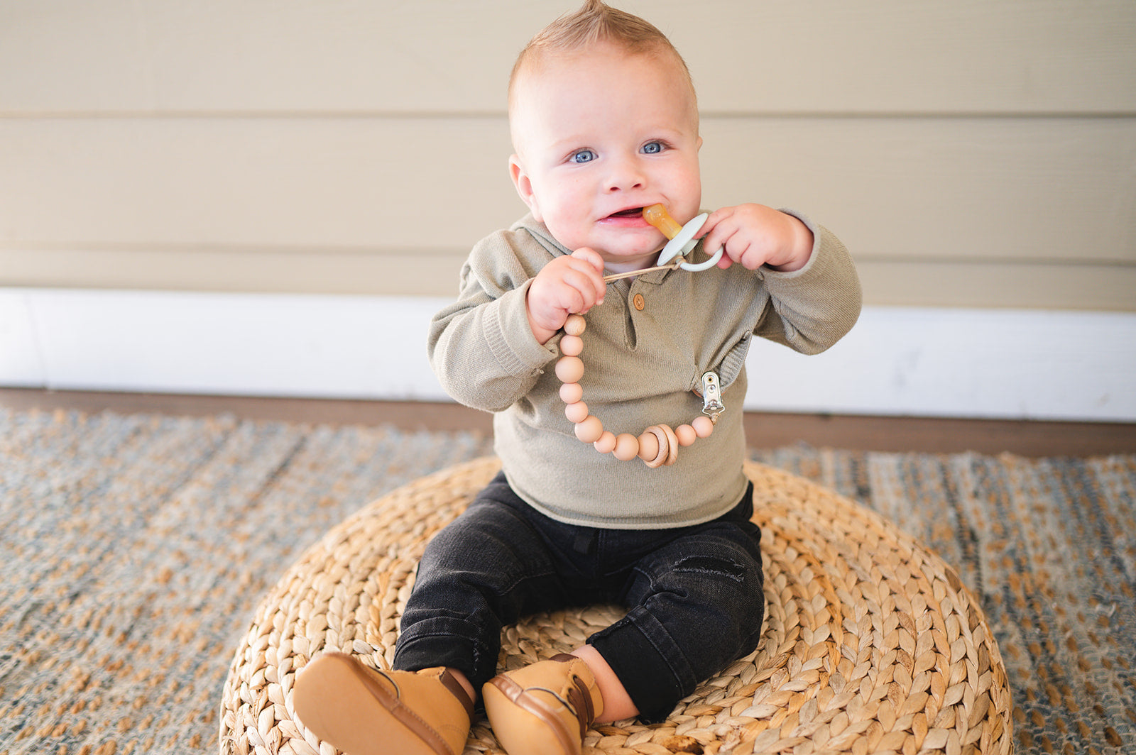 Apricot Silicone Bead & Wood Ring Pacifier Clip