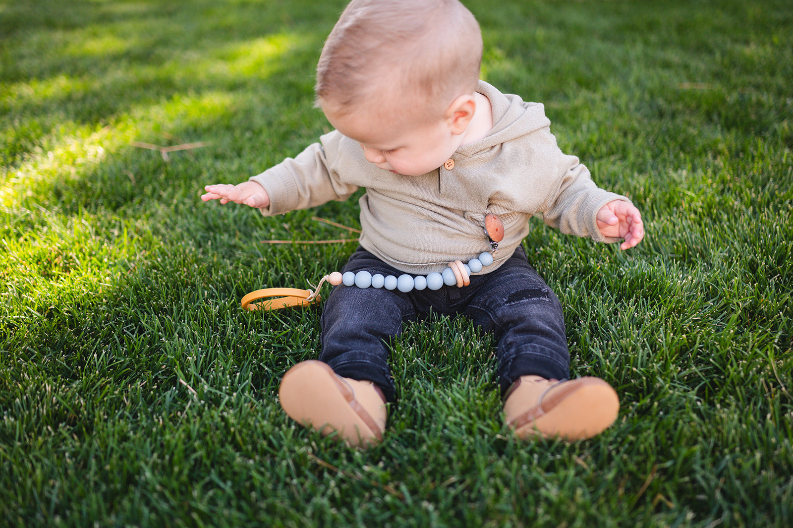 Duck Egg Blue Silicone Bead & Wood Ring Pacifier Clip