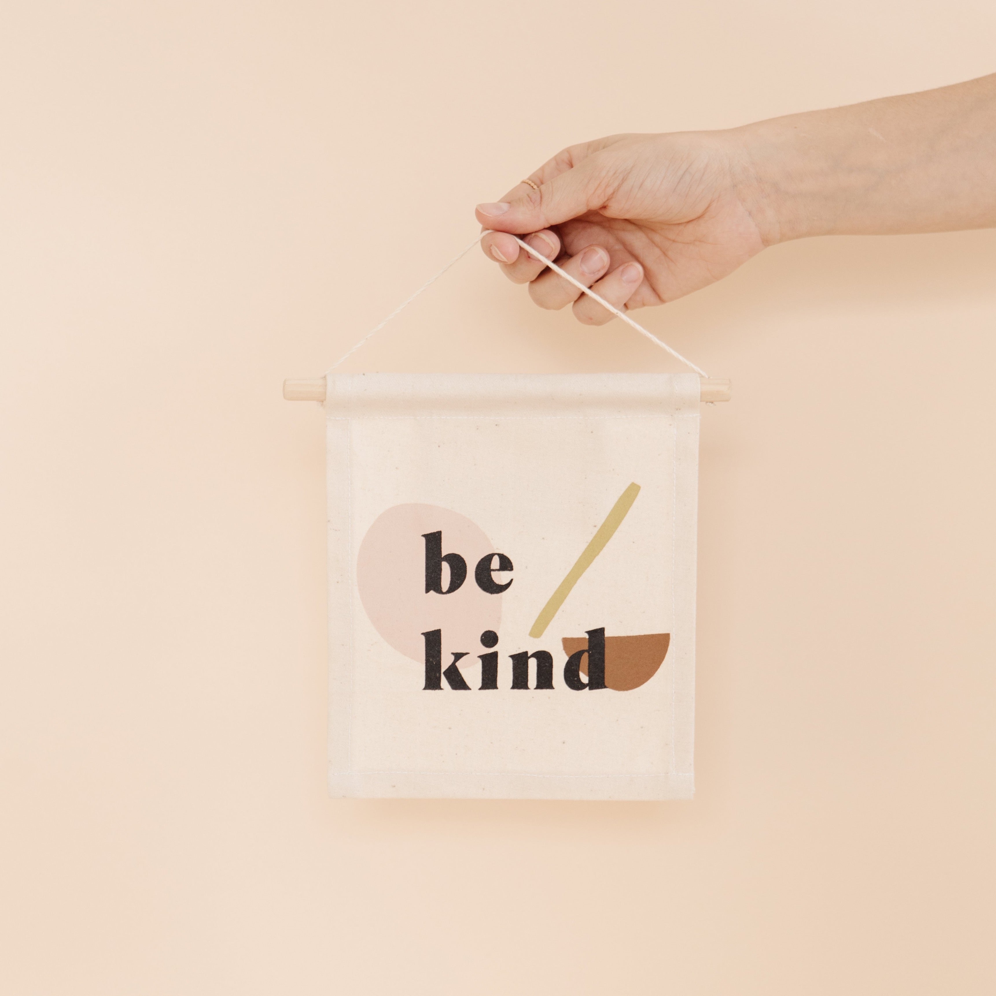 be kind hang sign