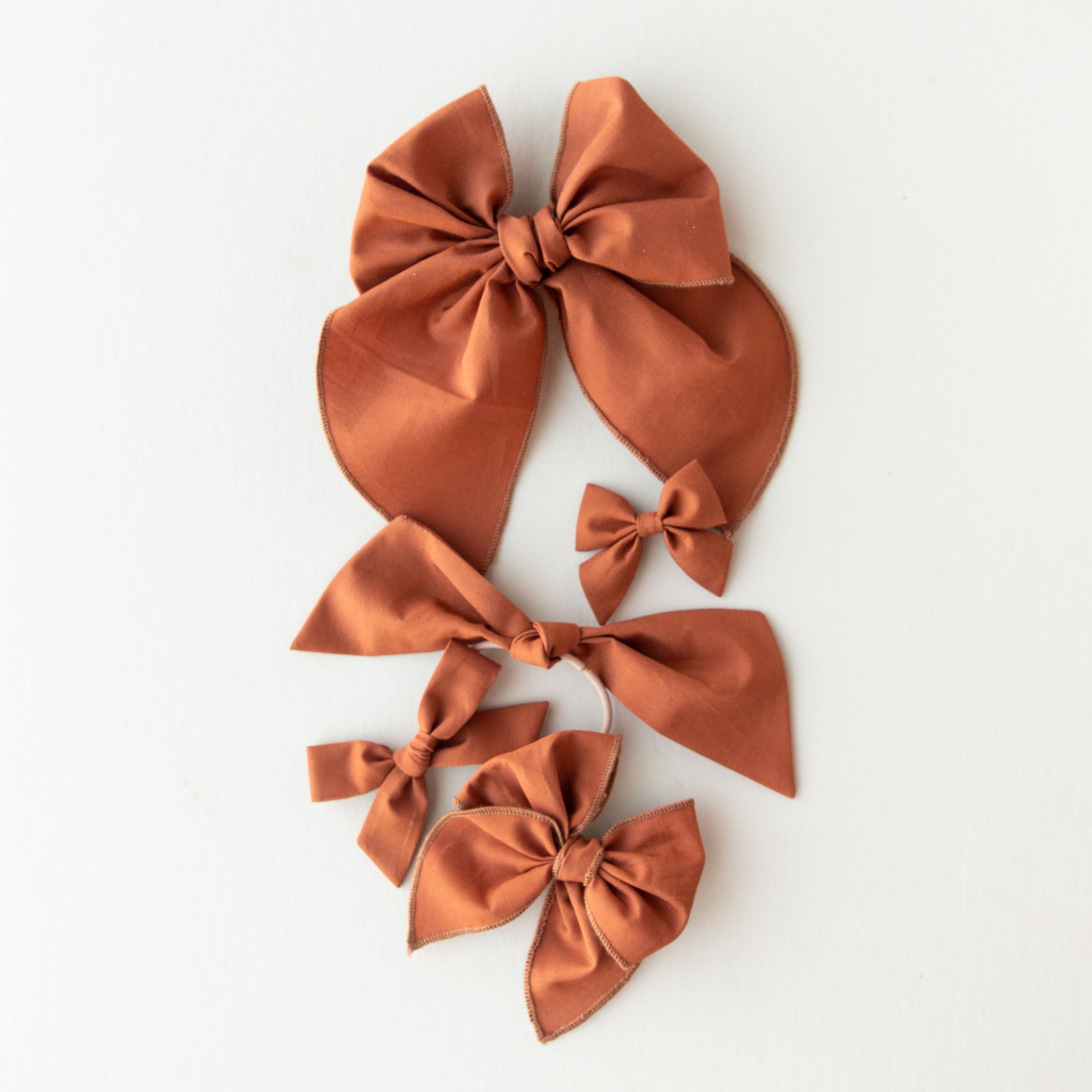 Raw Sienna | Party Bow