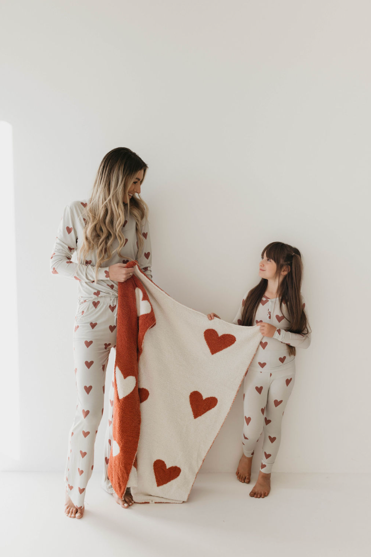 Queen of Hearts | Paisley’s Hand Drawn Print Plush Blanket