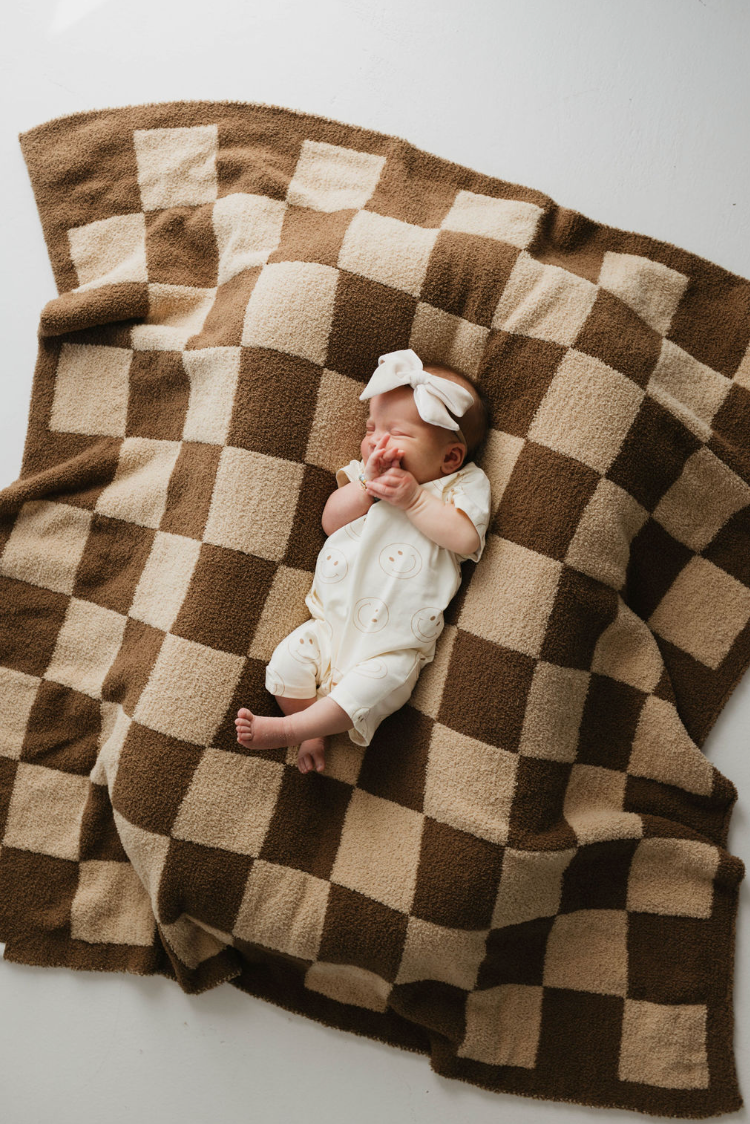 Brown Sugar Checkerboard | Plush Blanket