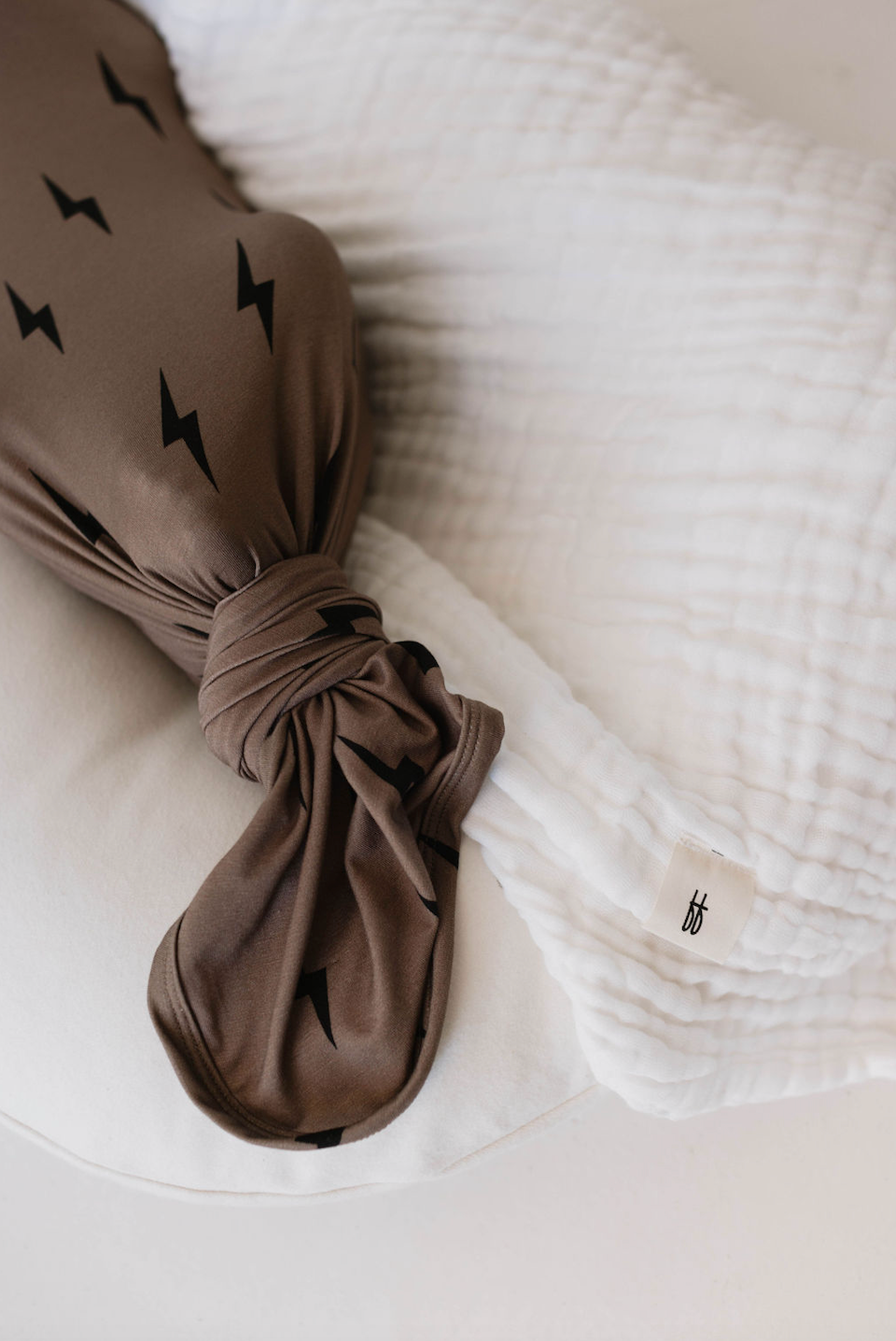 Bamboo Swaddle | Brown & Black Bolt