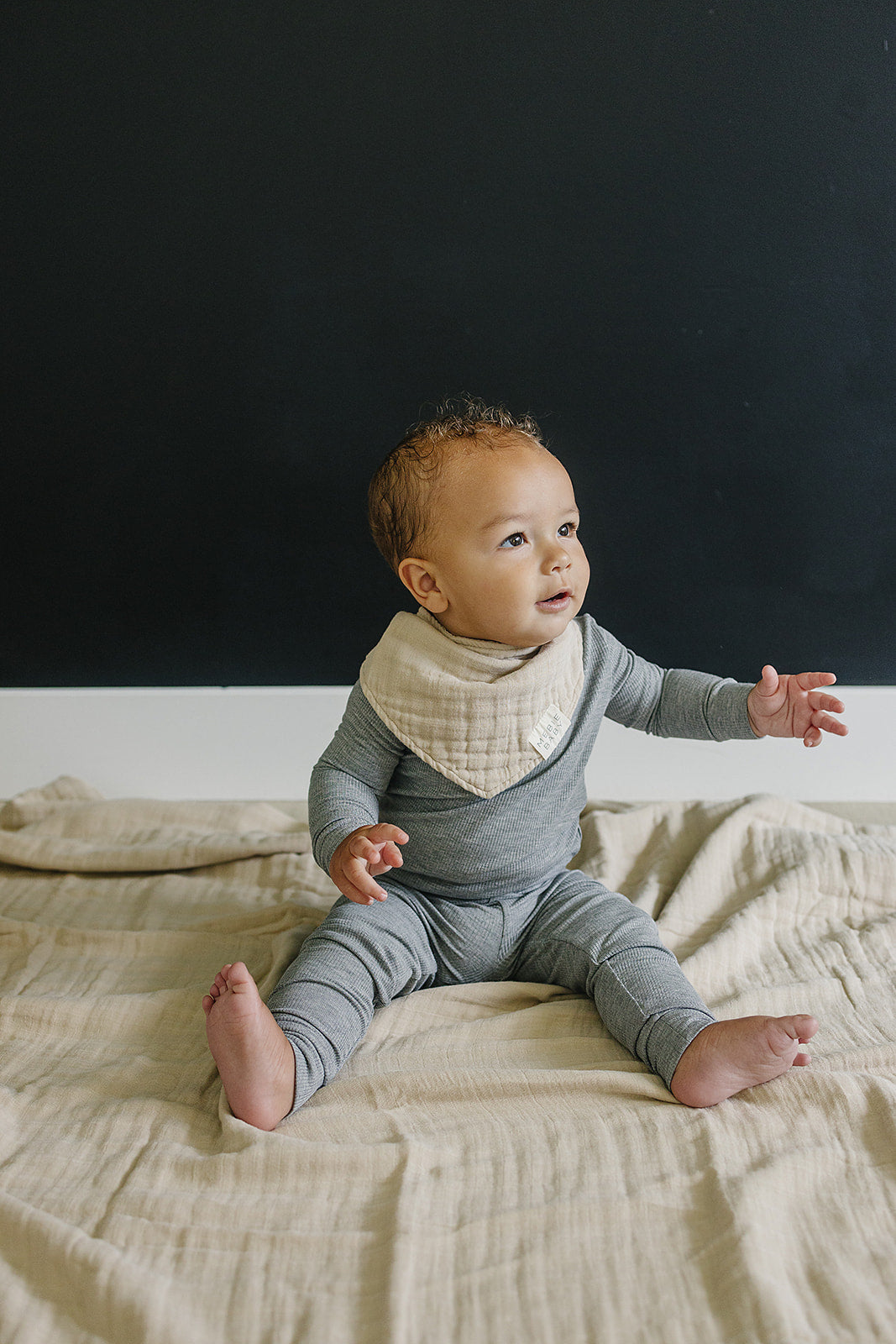 Oatmeal Muslin Bib