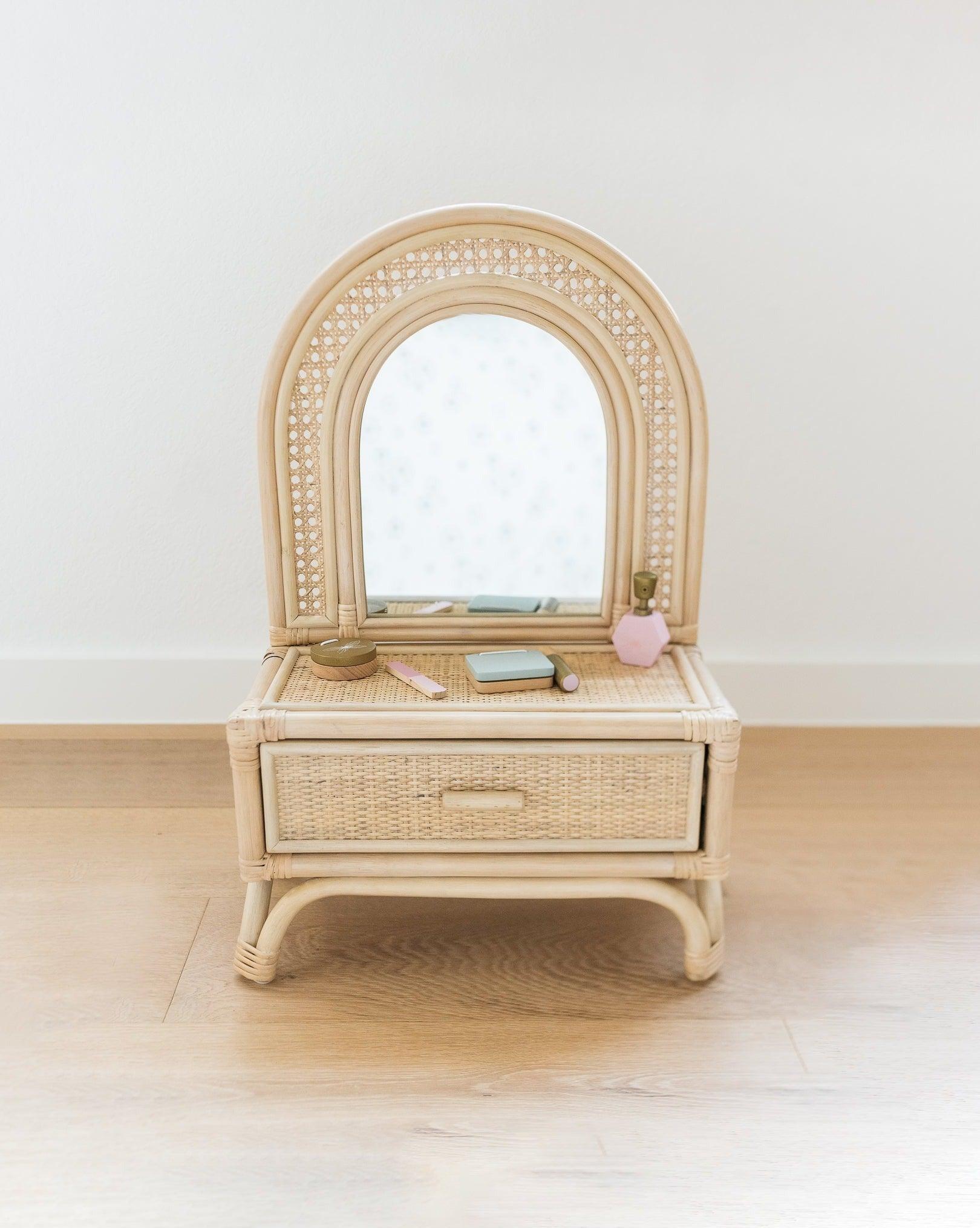 Arch Kids Floor Vanity - Why and Whale