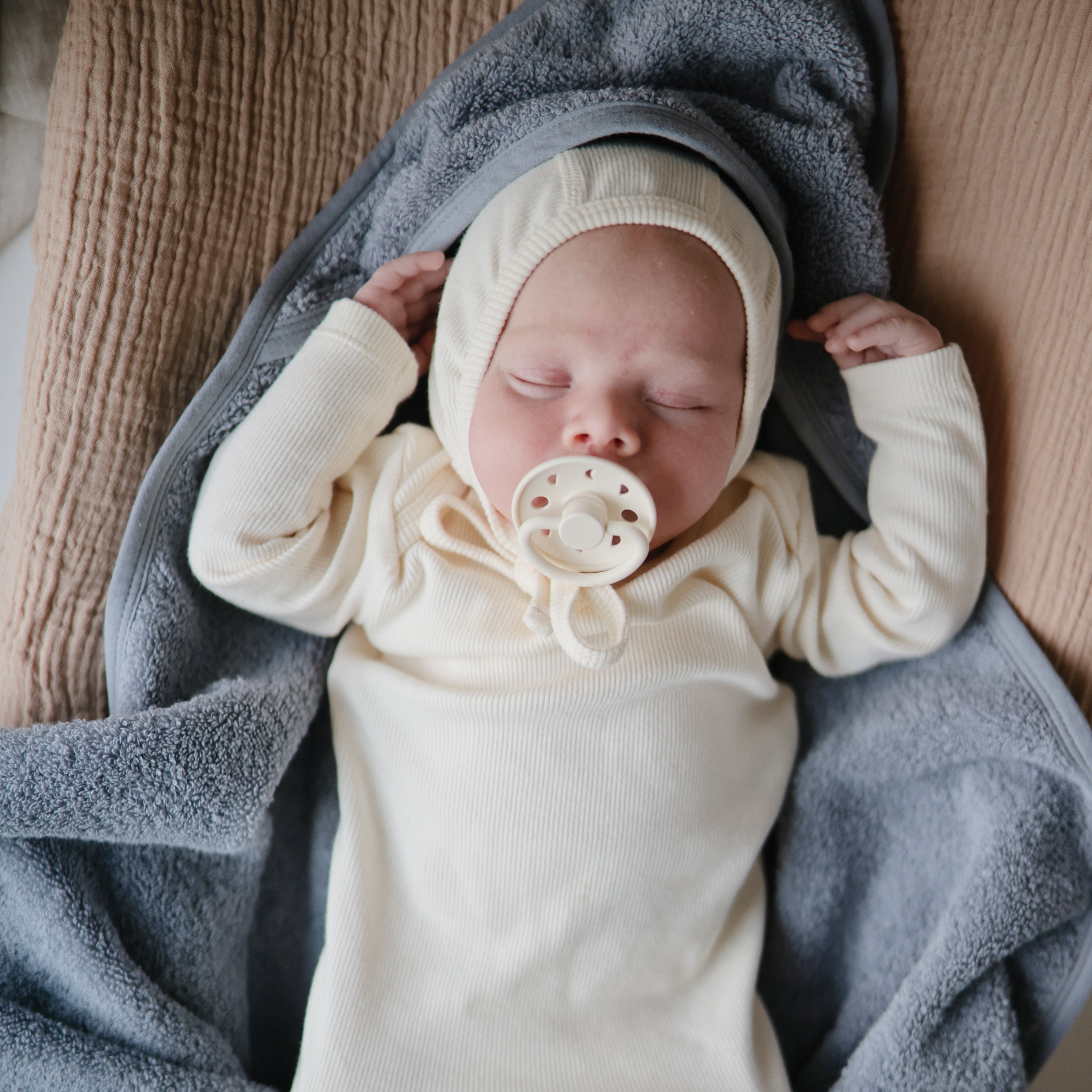 Ribbed Baby Bonnet