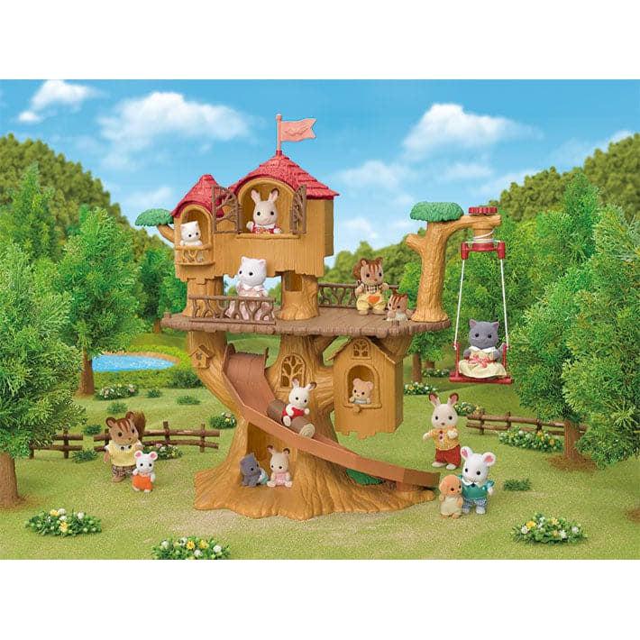Calico Critters Adventure Tree House Gift Set