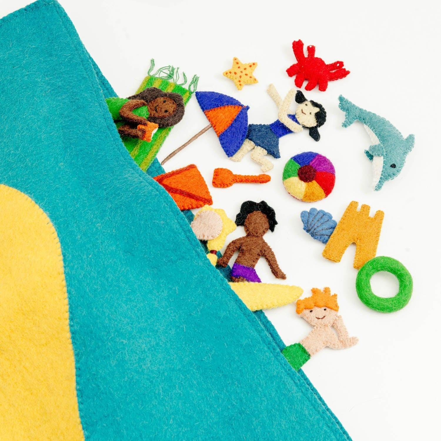 Felt Beach Discovery Board - Why and Whale