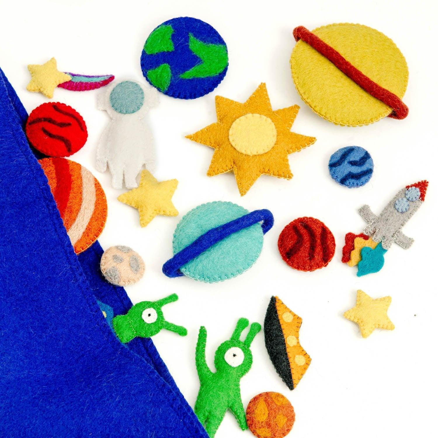 Felt Space Discovery Board - Why and Whale