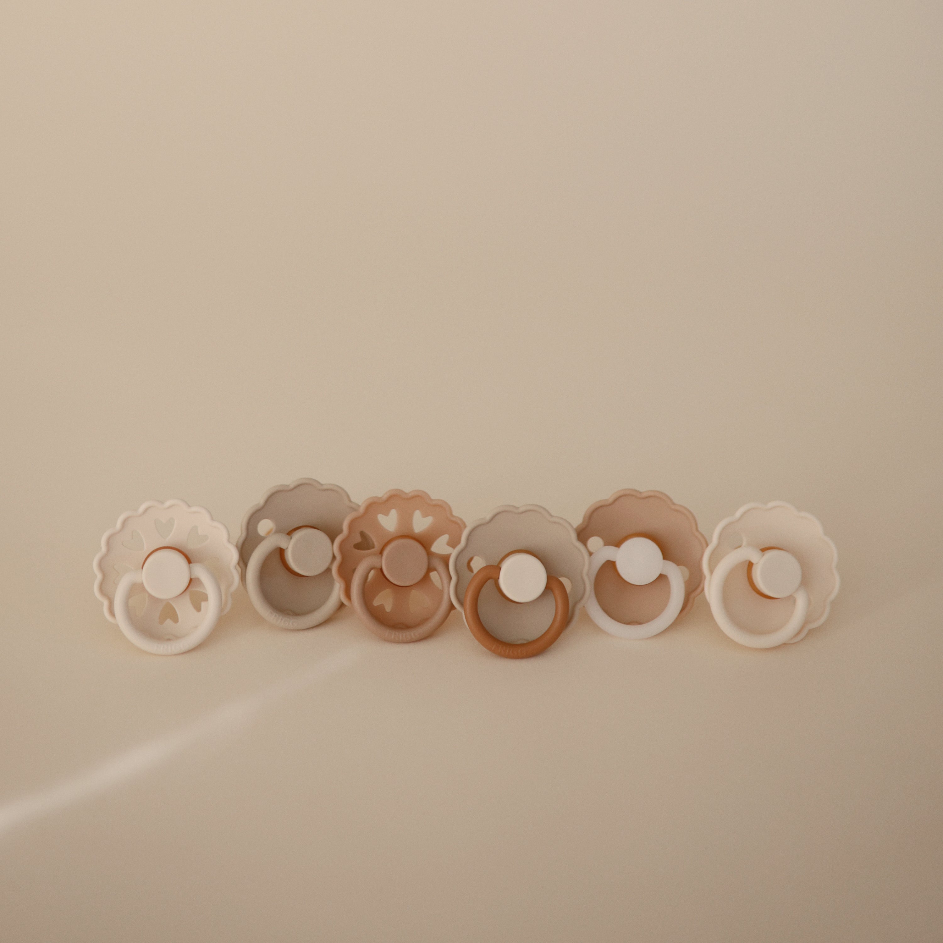 FRIGG Silicone Cinnamon Charm Pacifier 6-Pack