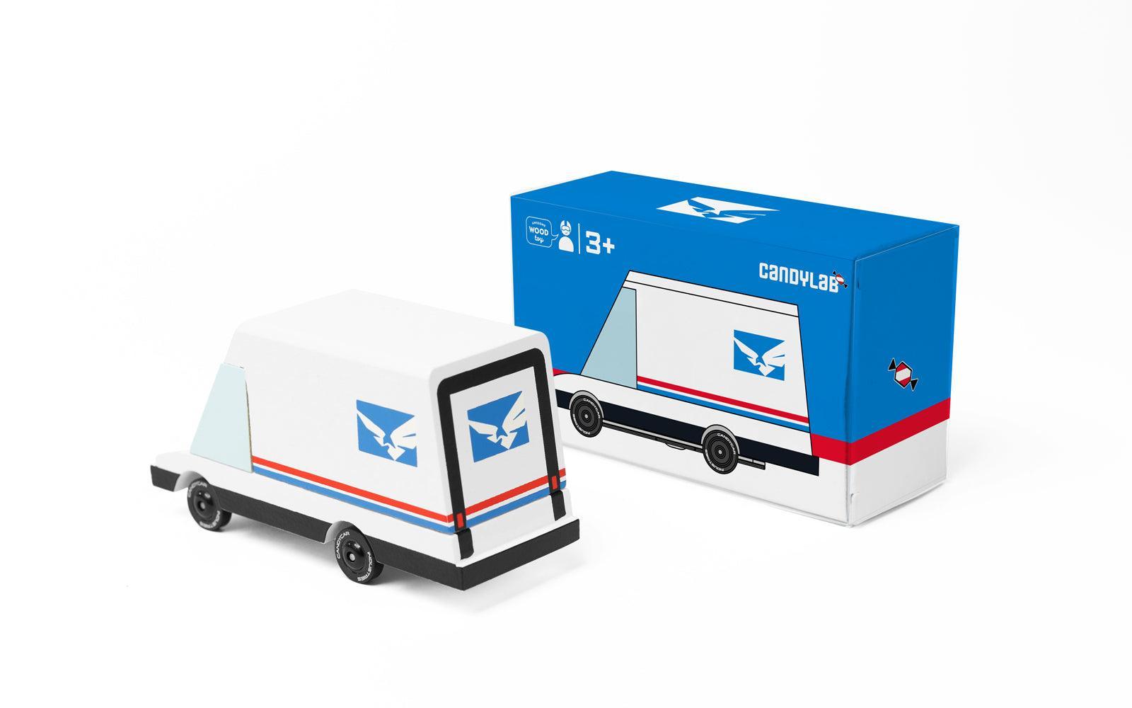 Futuristic Mail Van - Why and Whale