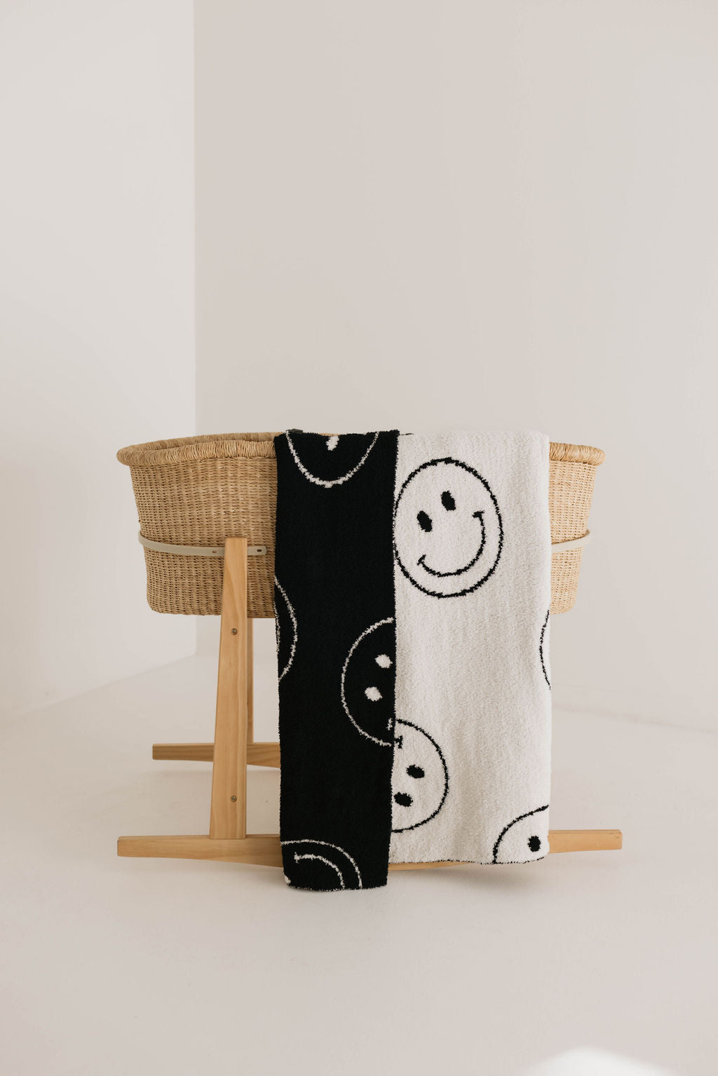 Just Smile Black & Ivory | Plush Blanket