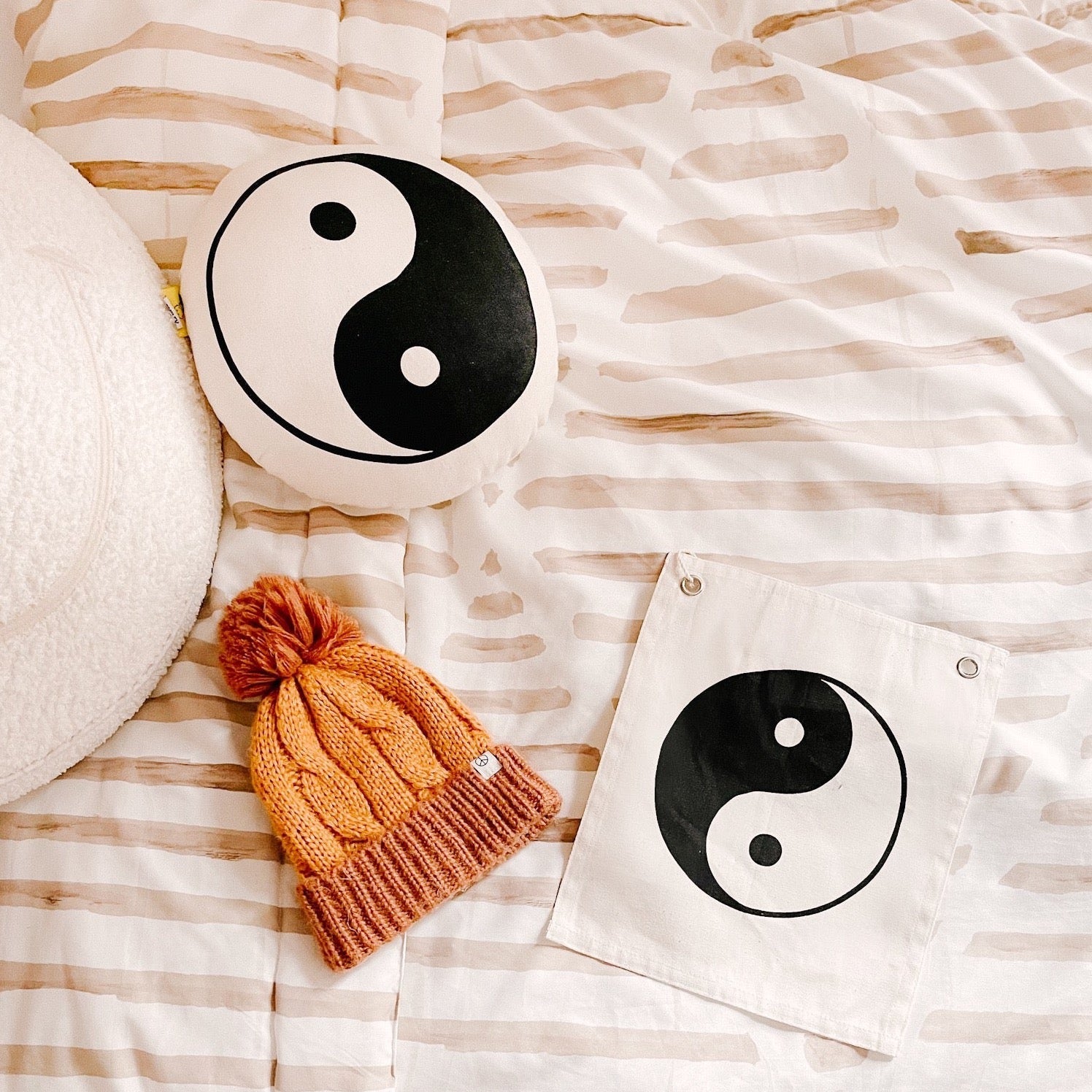 yin yang banner