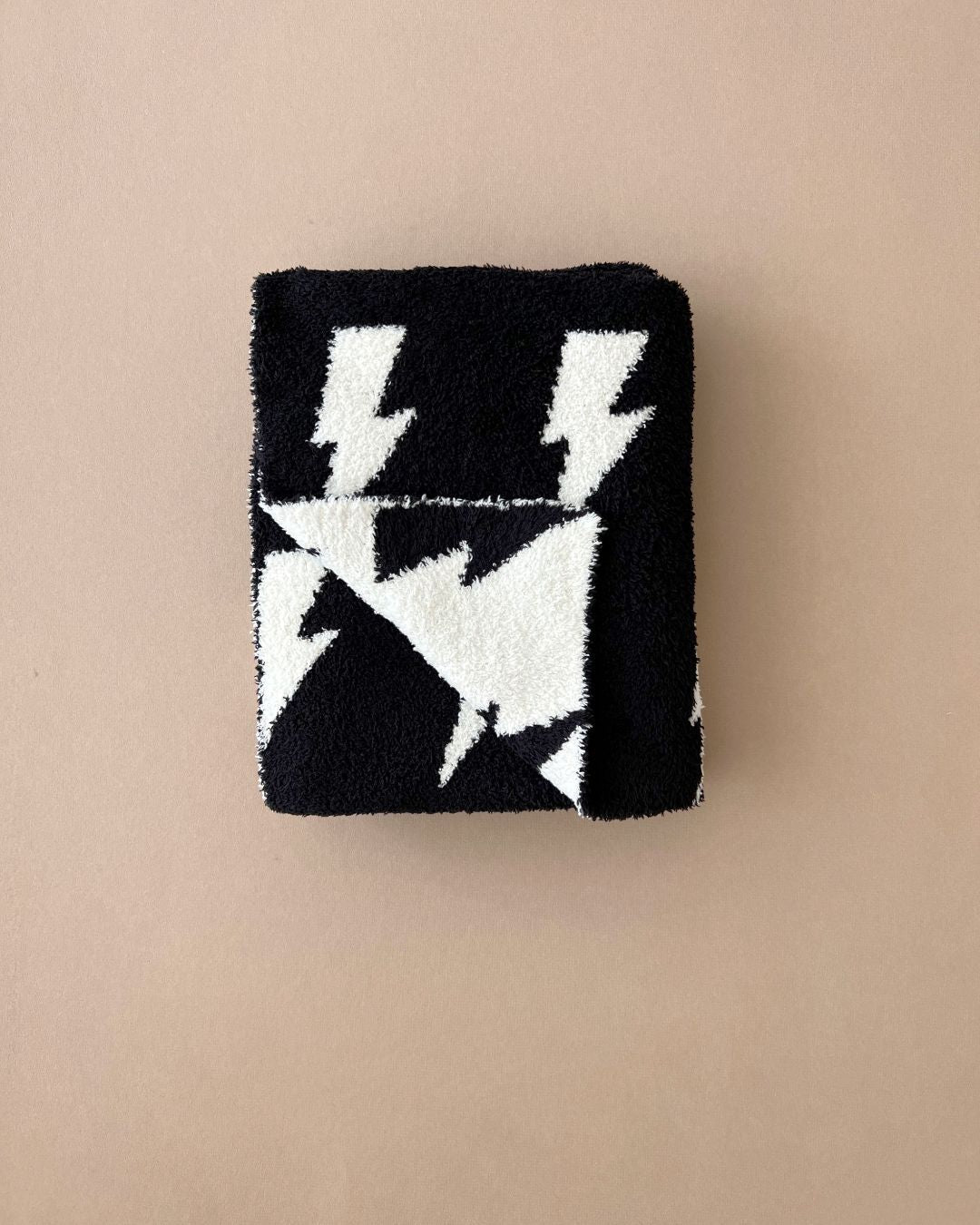 Lightning Bolt Fuzzy Blanket | Black