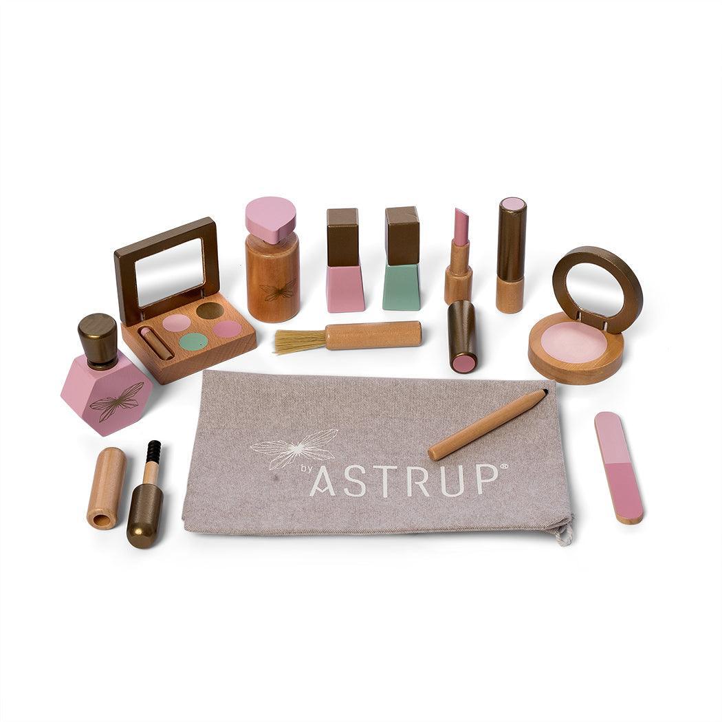 Pretend MakeUp 13 Piece Set - Why and Whale