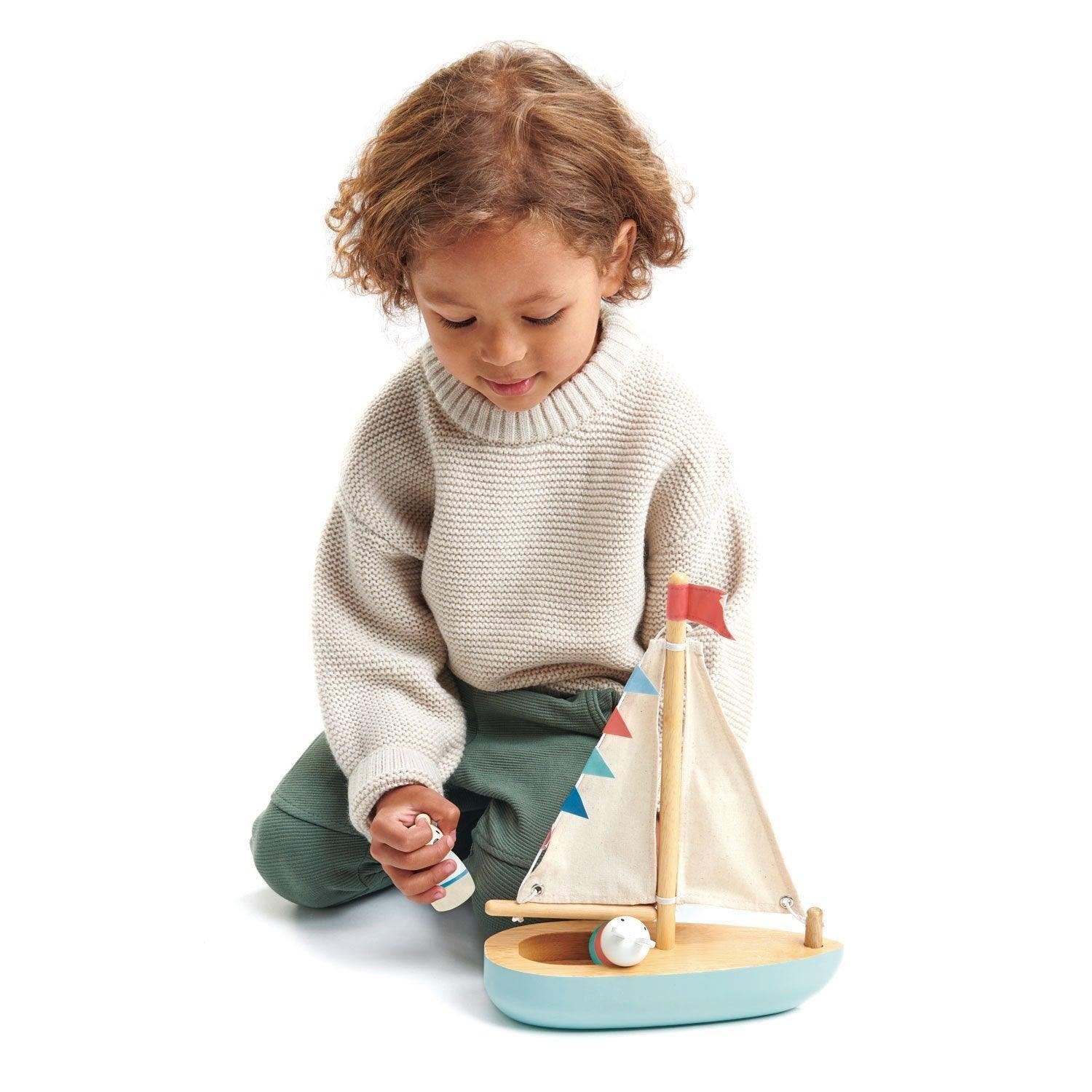 Tender Leaf Sailaway Boat - Why and Whale