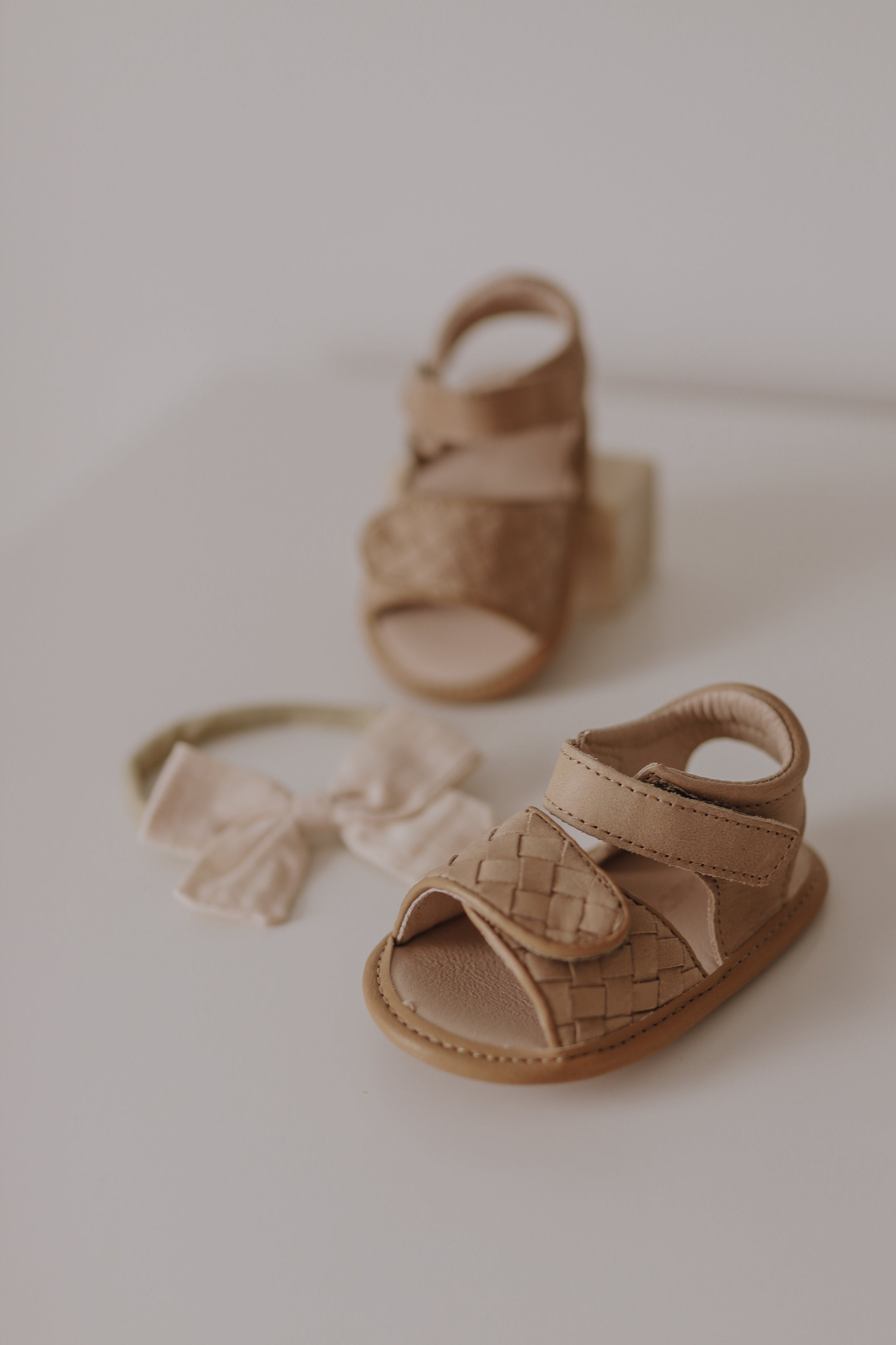 Leather Woven Sandal | Color 'Stone' | Soft Sole