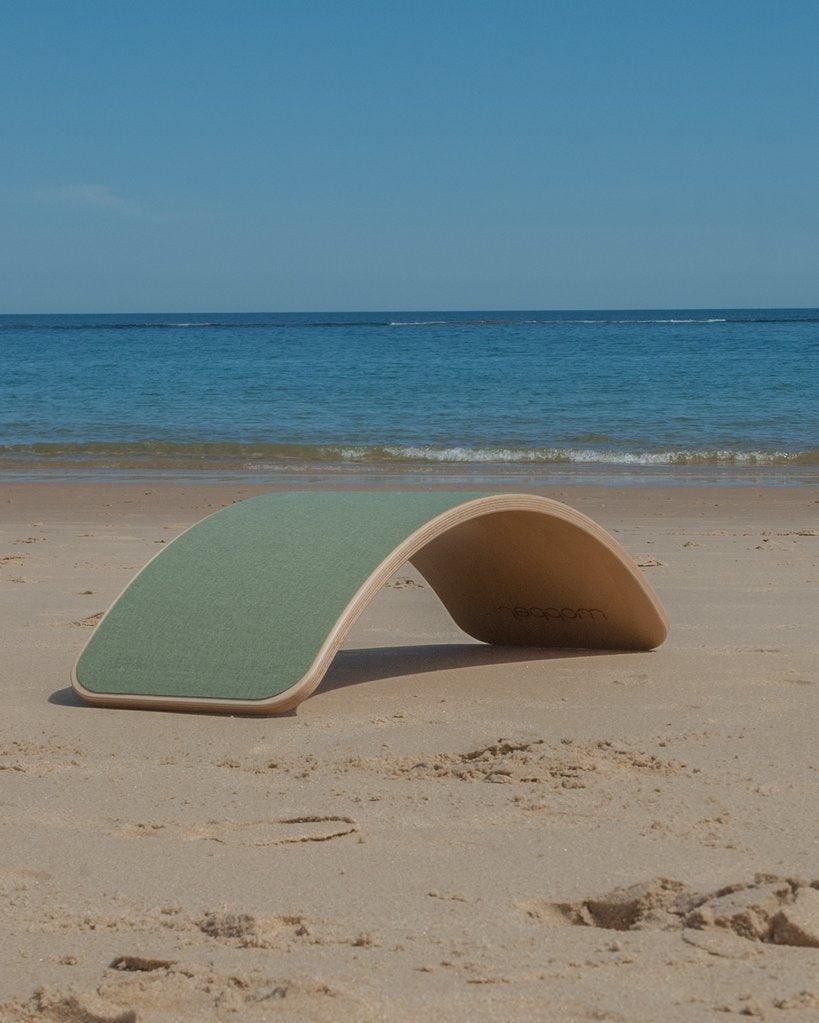 Wobbel - Waldorf Balance Board Natural / Forest Green Felt - Why and Whale