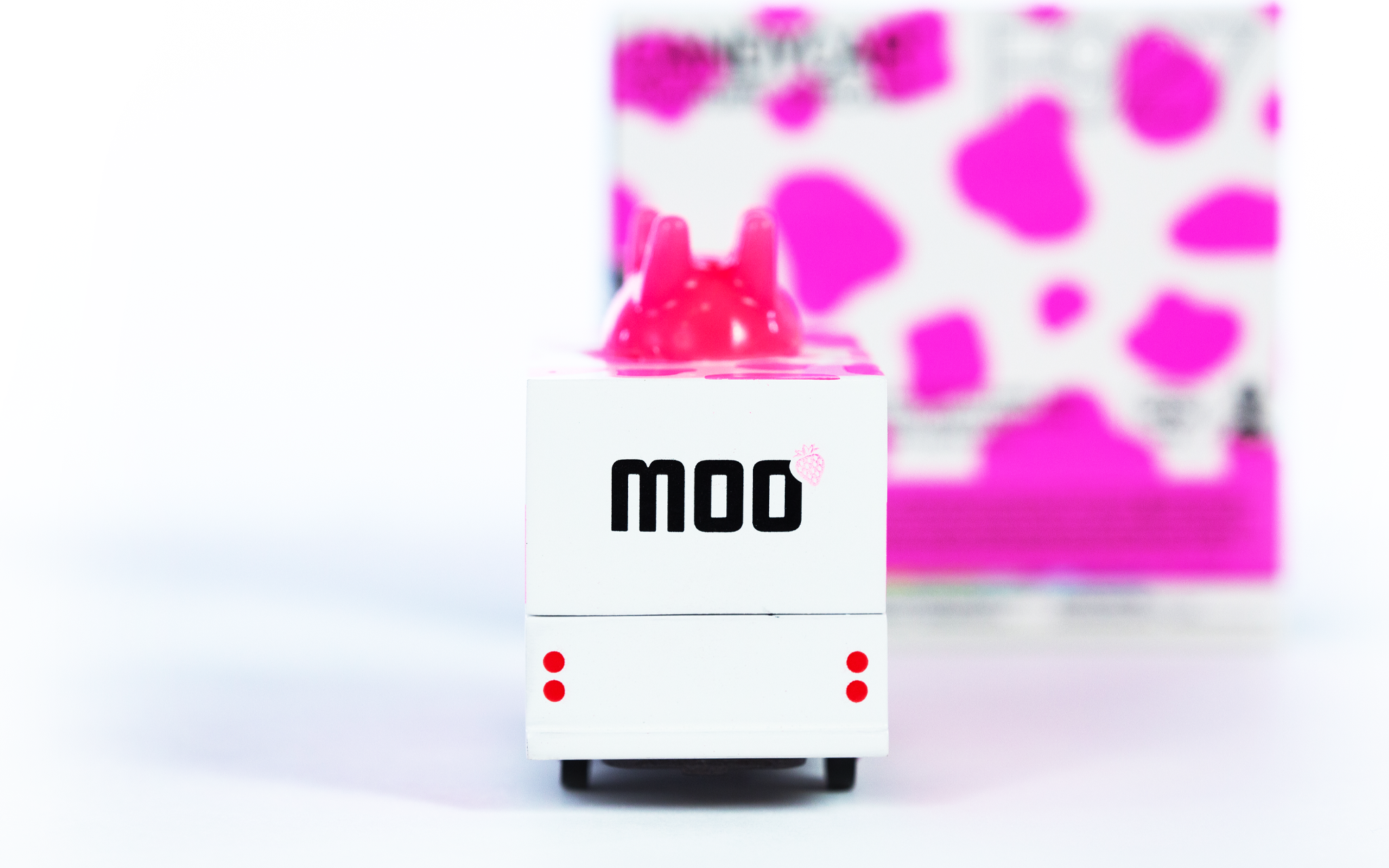 Strawberry Moo Milk Van
